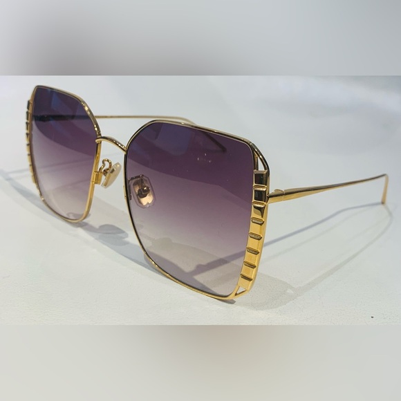 New Women’s Boucheron Sunglasses - Picture 2 of 8